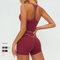 Load image into Gallery viewer, oNMexis Lineform Contrast Sleeveless Yoga Top