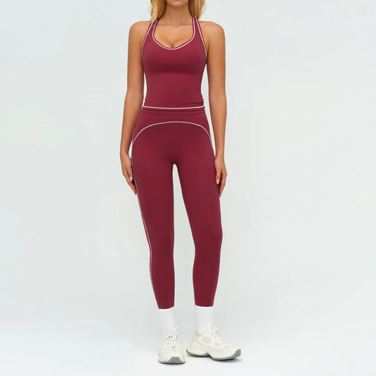 oNMexis Lineform Contrast Sleeveless Yoga Top